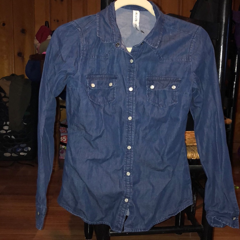 Denim shirt